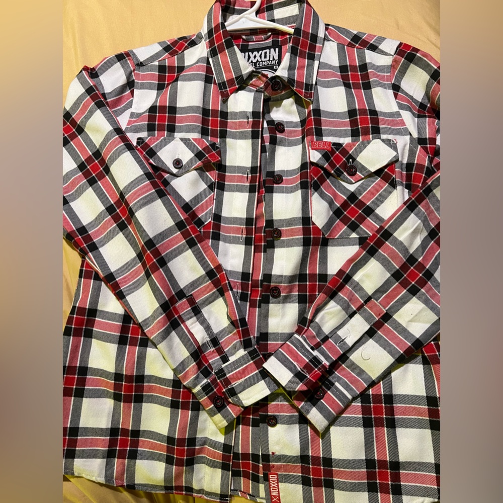 Women’s Dixxon Flannel Size Medium